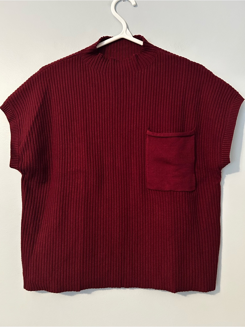Ladies size large crop top in wine/burgundy colour.   In great shape.